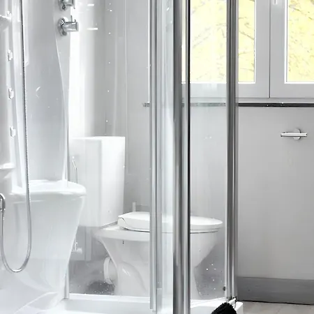 Charming House In With Terrace *