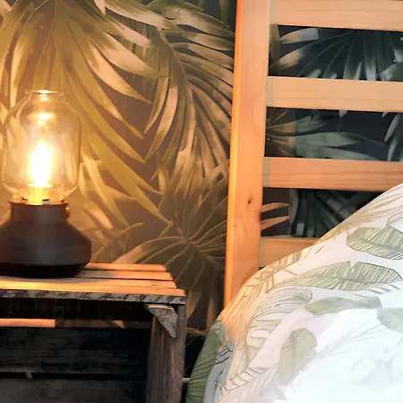 別荘 Charming House In With Terrace